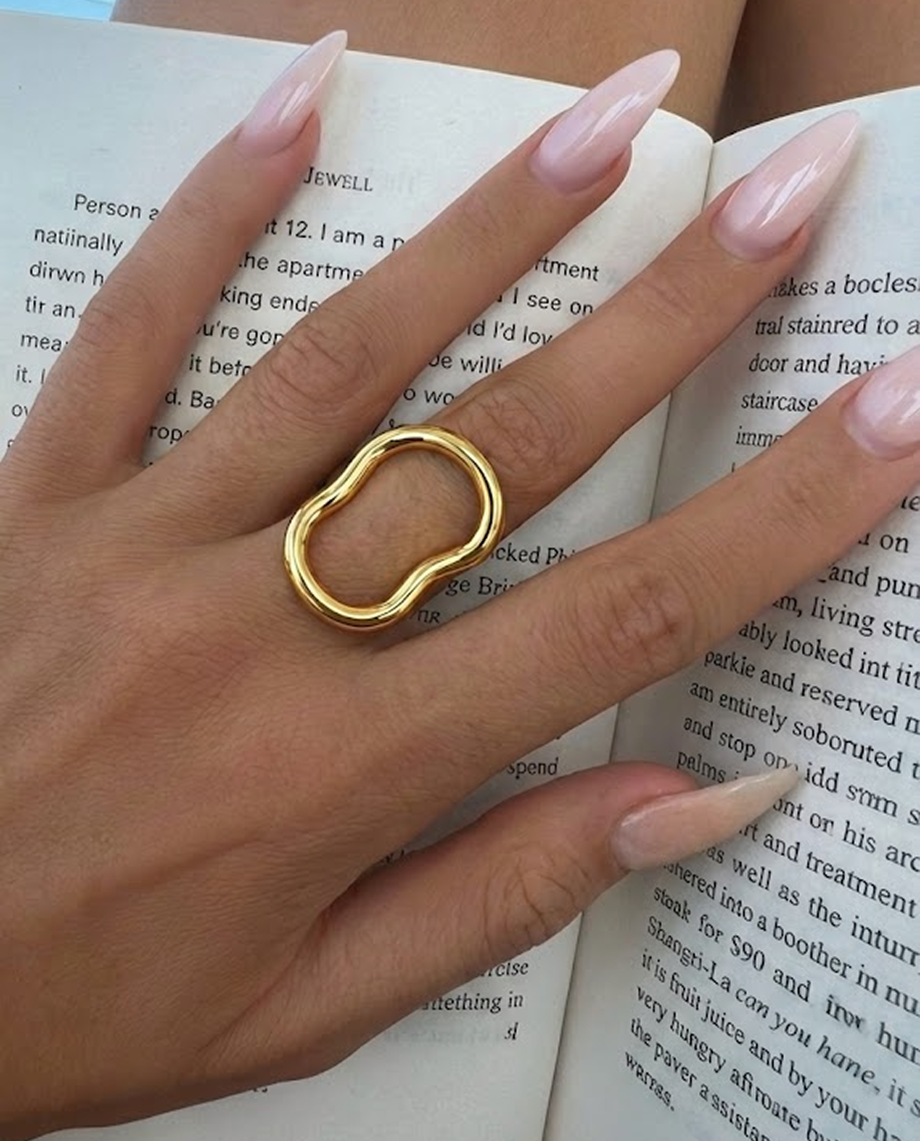 Oval Ring